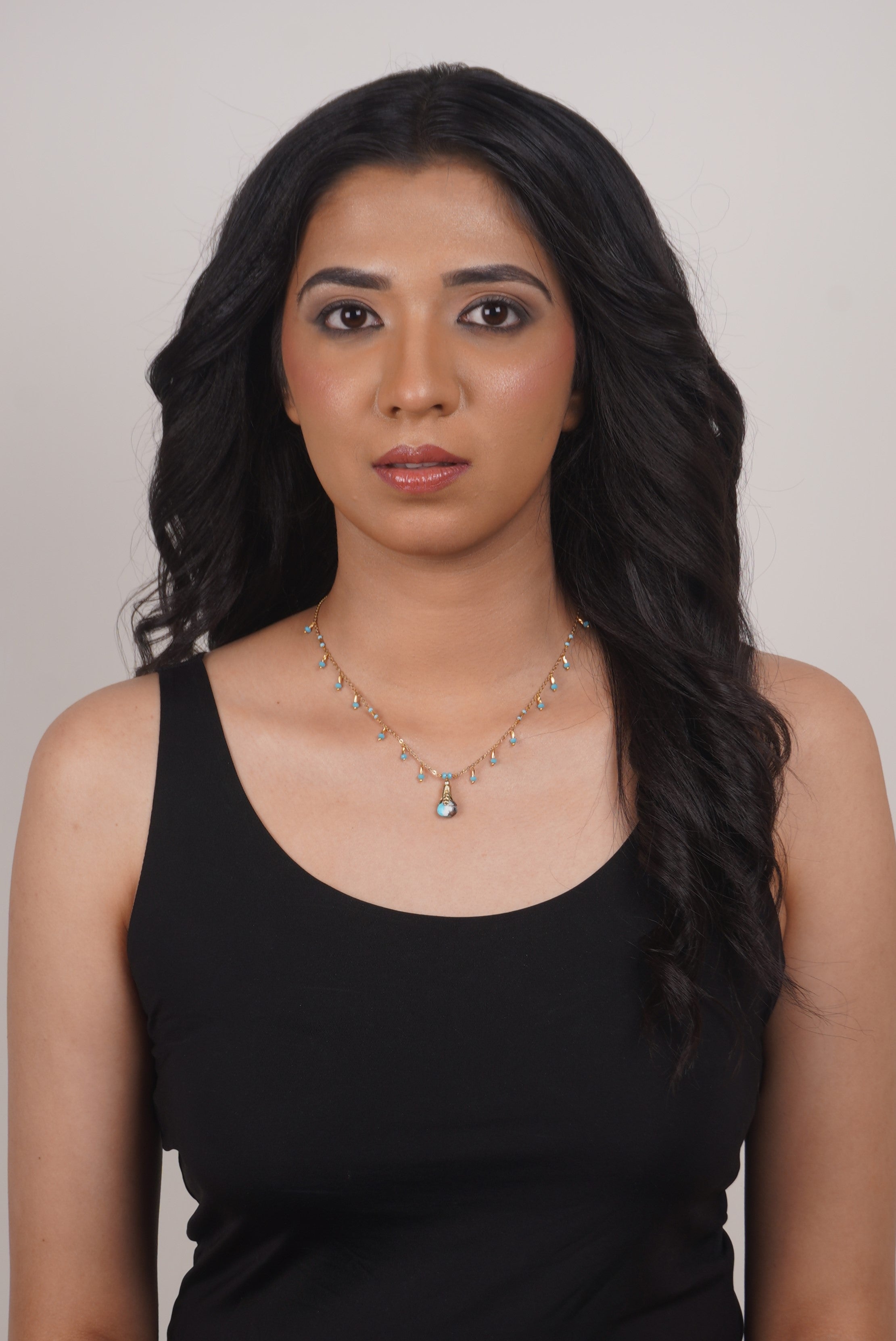 Fine One Necklace: Aquamarine with Natural Stone