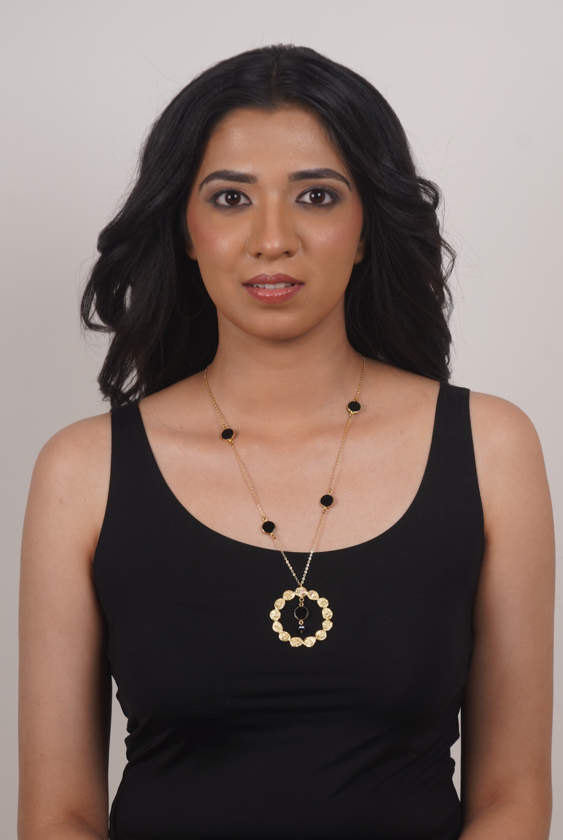 Fine One Necklace - Black Onyx Pendant with 53mm Height and 43mm Width