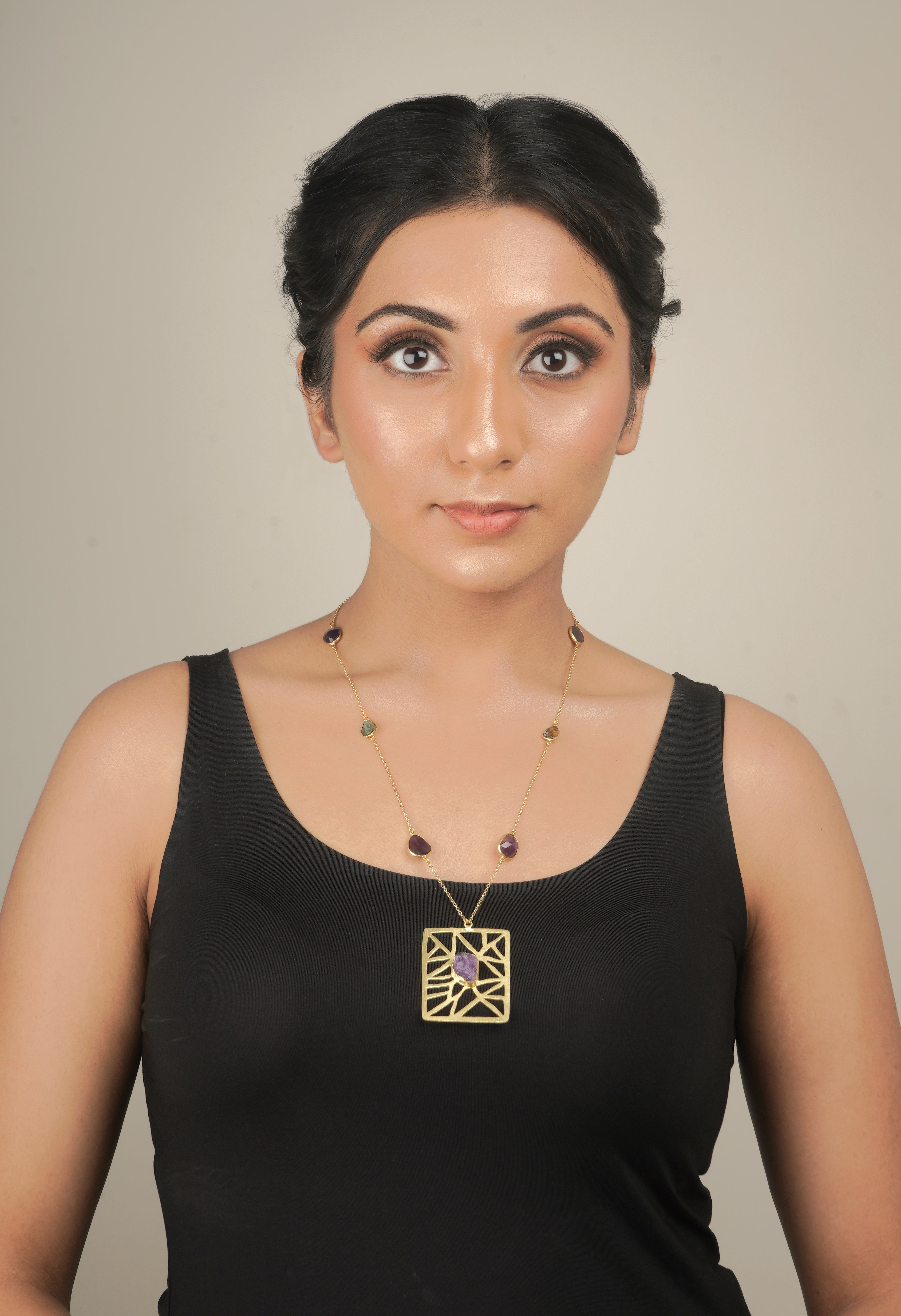 Stone Age Necklace - Elegant Brass with 18K Gold Finish, Featuring Amethyst