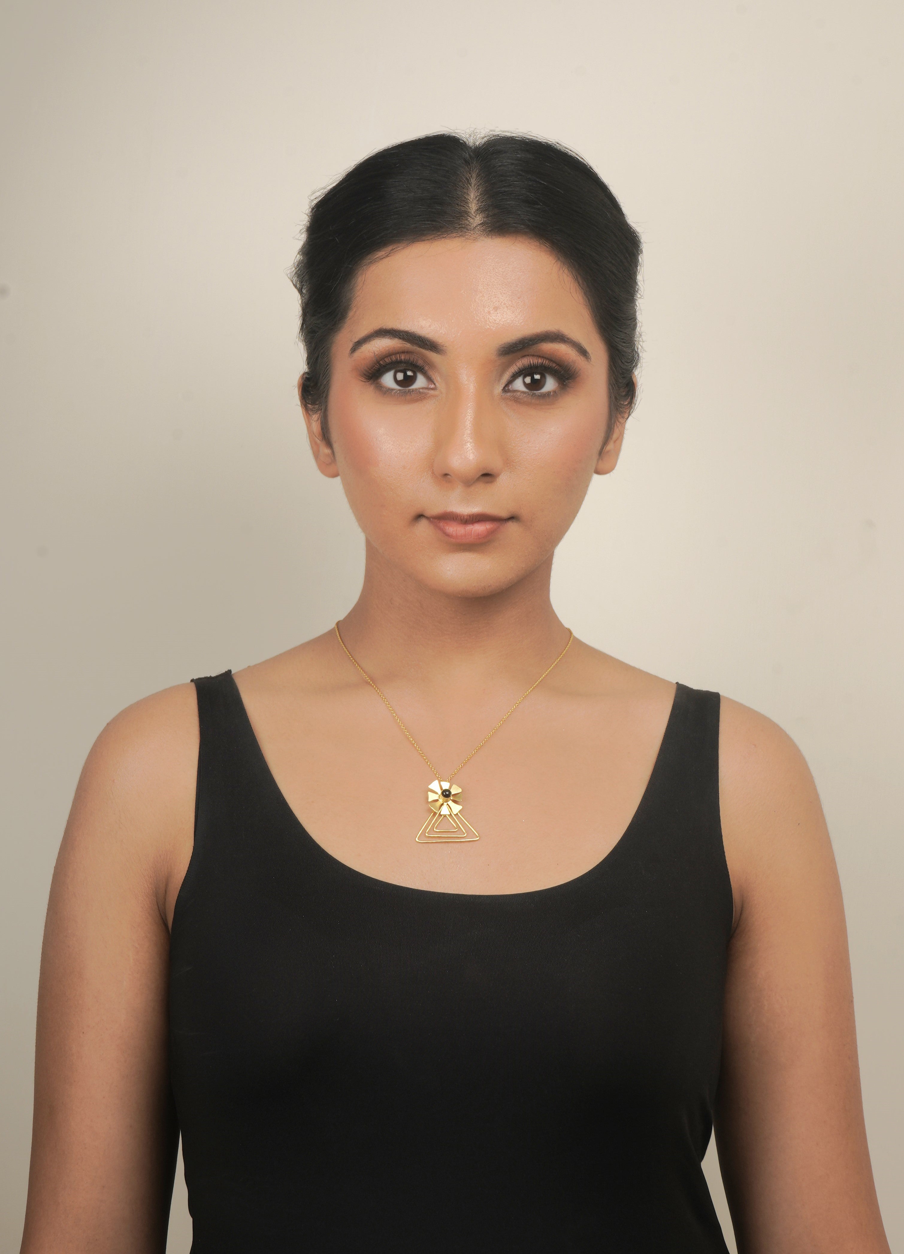 Metal Blast Necklace - Unique 22K Gold-Plated Design with Natural Stones