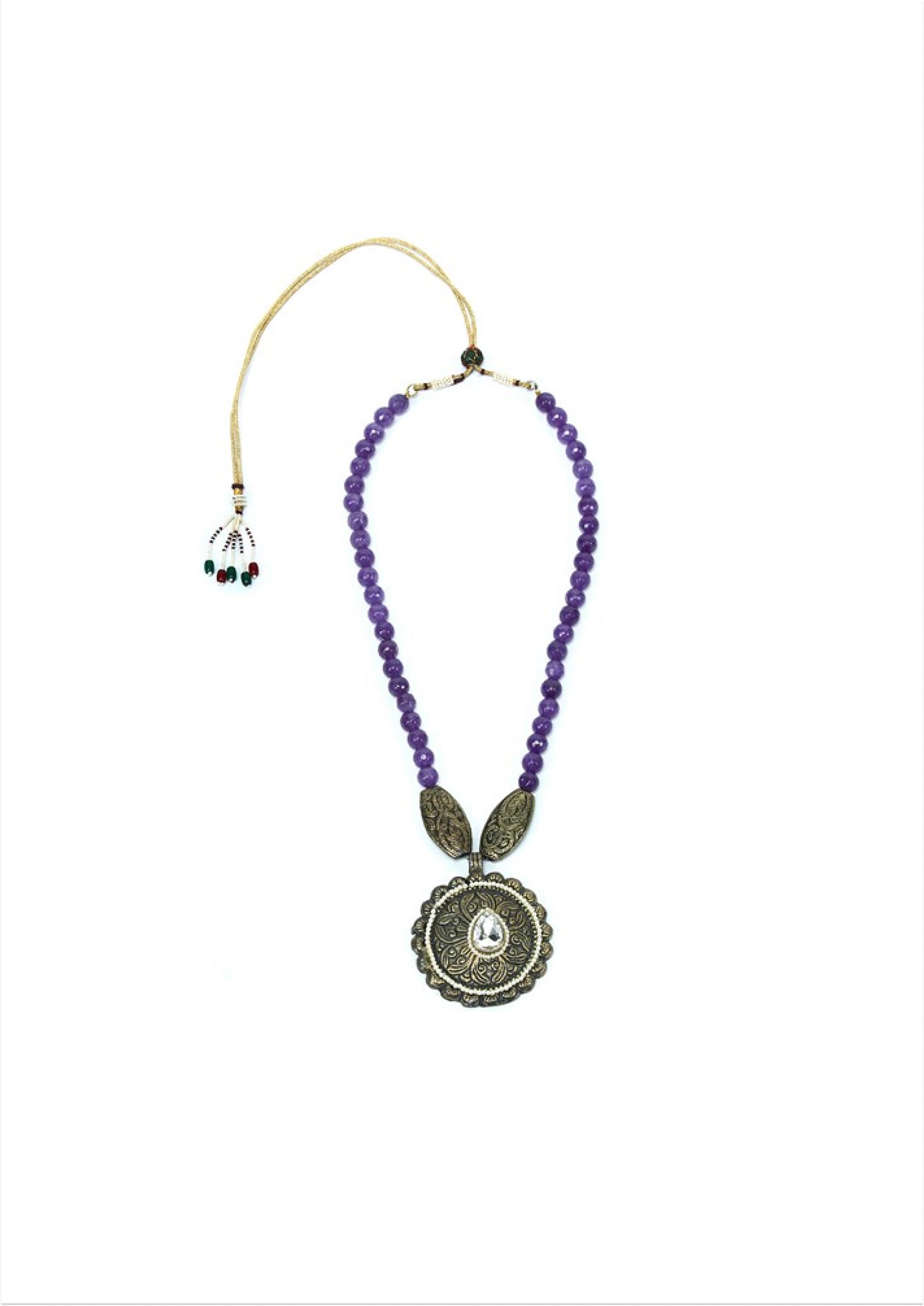 Victoria Necklace - Elegant Brass with 22K Gold Finish, 71mm x 63mm
