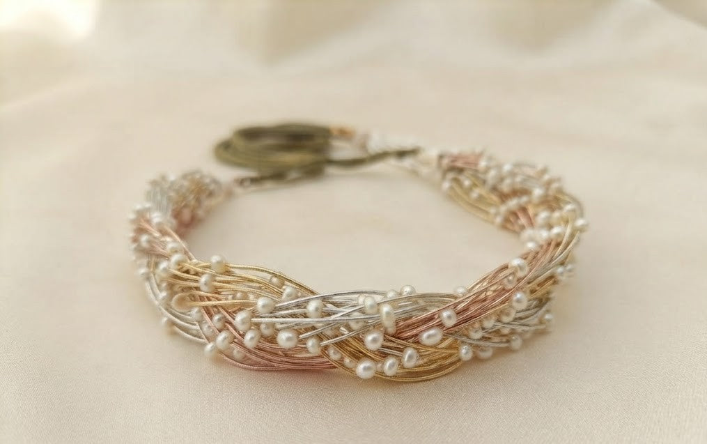Metallic Woven Pearl Necklace – Hand-Braided Gold, Silver and Rose-Gold Wire Necklace with Shimmering Pearls