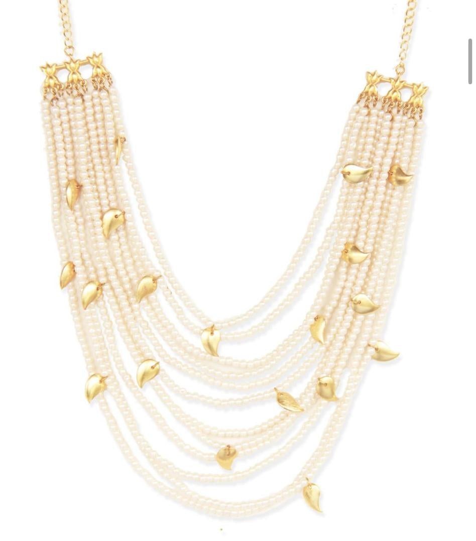 Classic Pearl Necklace