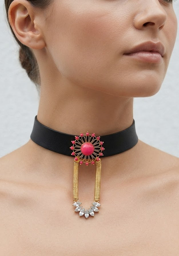 Dor Pink Sunburst Choker Necklace - Detail