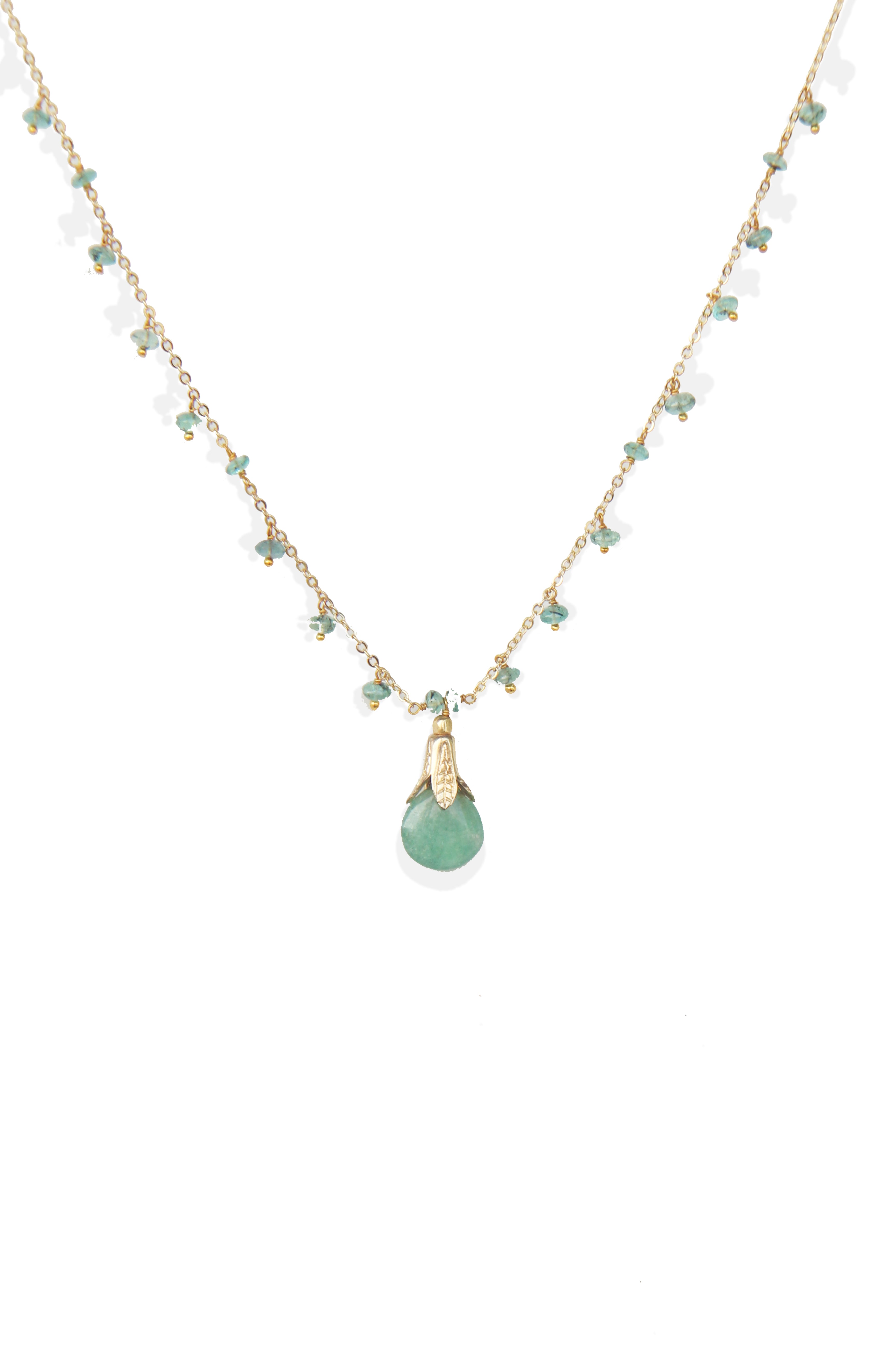 Fine One Necklace: Elegant Emerald with Natural Stones