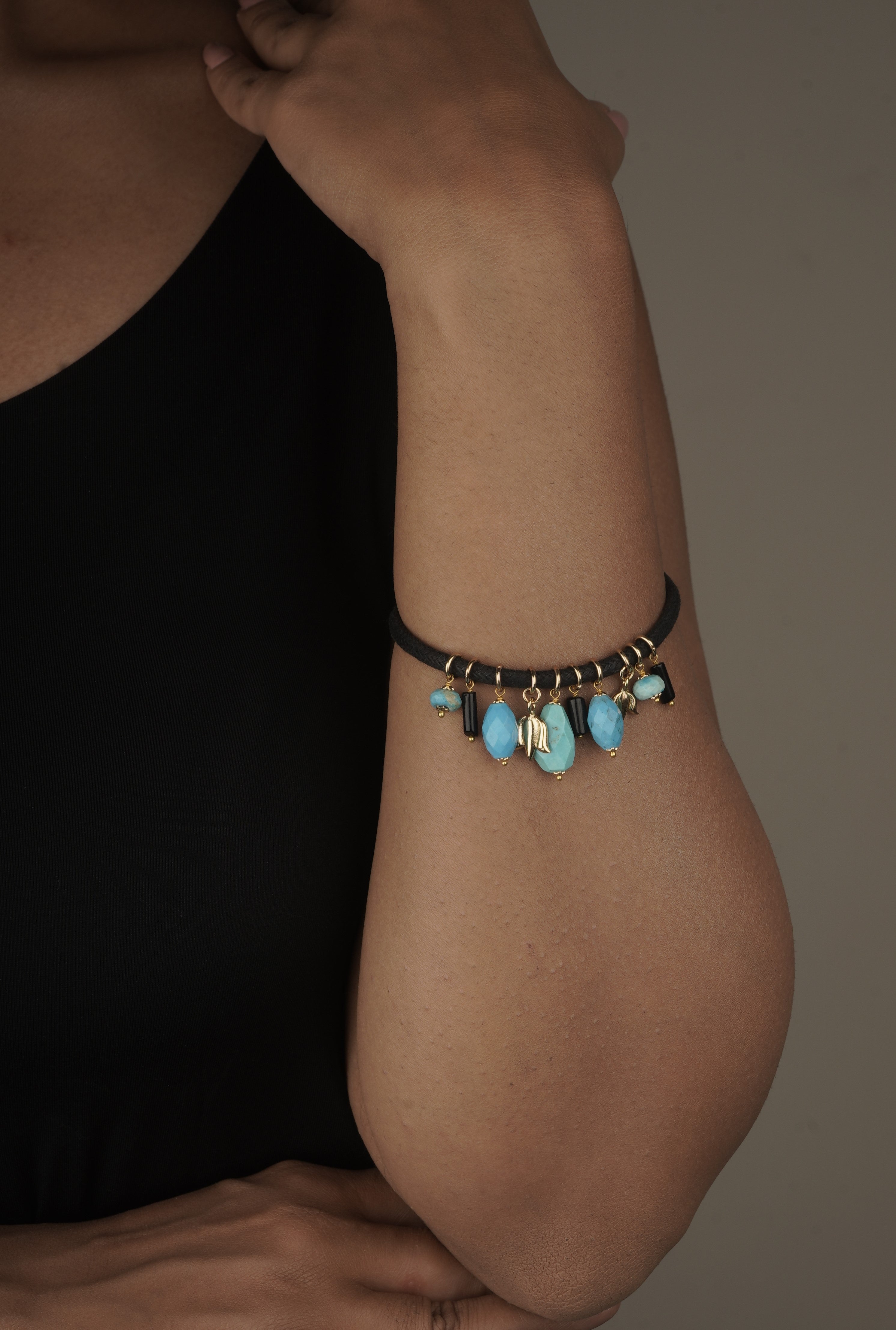 Rakhi Midnight Sky Necklace in Turquoise and Black Onyx 25mm