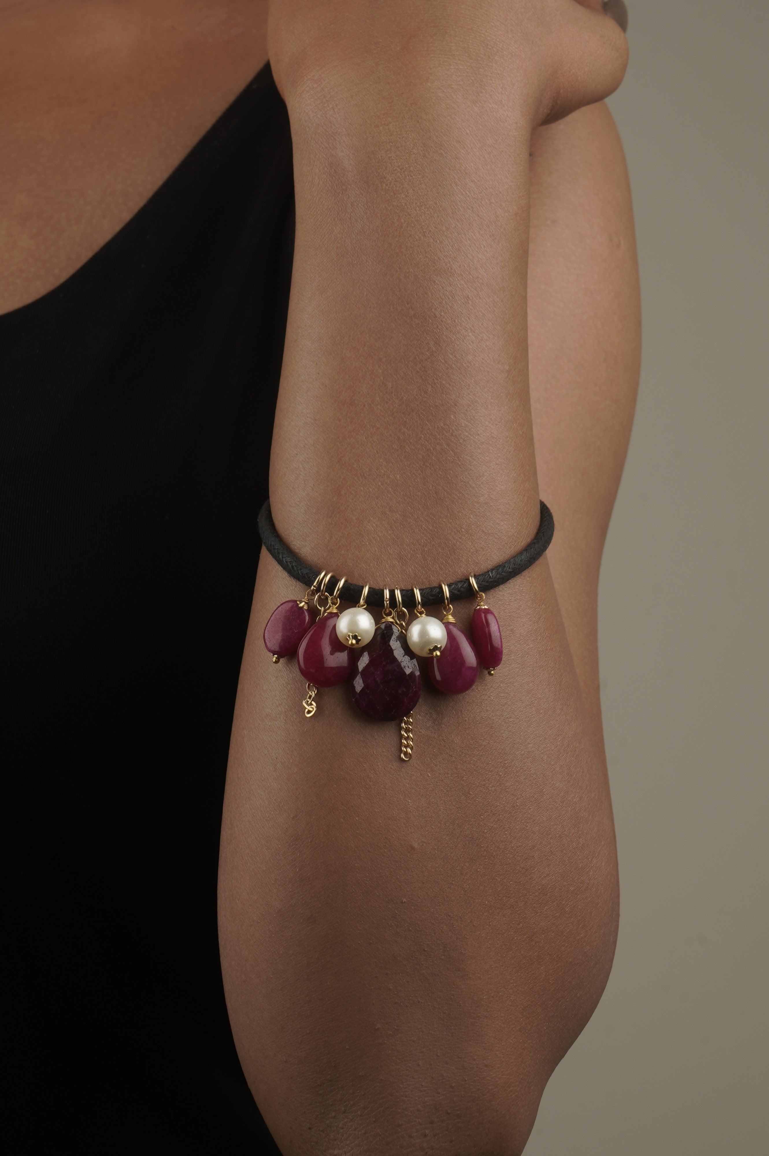 Love bracelet Regal Radiance  in Ruby and Pearls 43mm