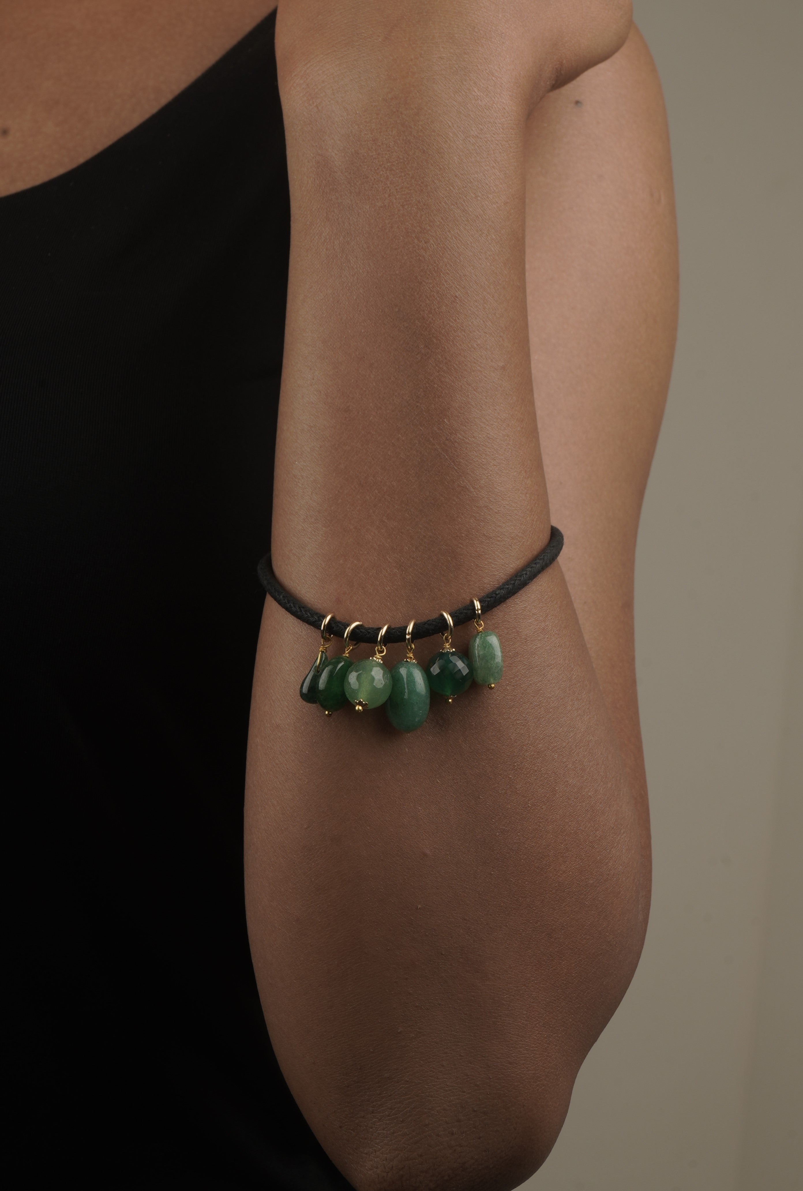 Rakhi Majestic Onyx Necklace 24mm