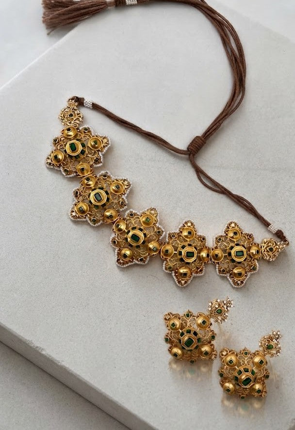 Revati Jharokha Choker Set