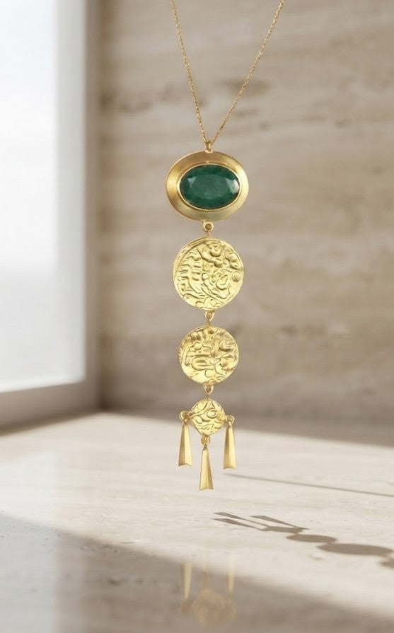 Emerald Coin Heirloom Necklace - Mine of Design Sahitya Collection