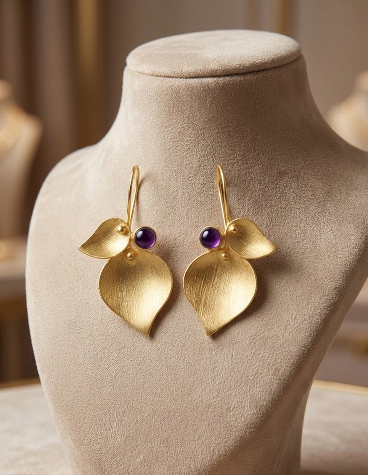 Leafy Midsized Earrings