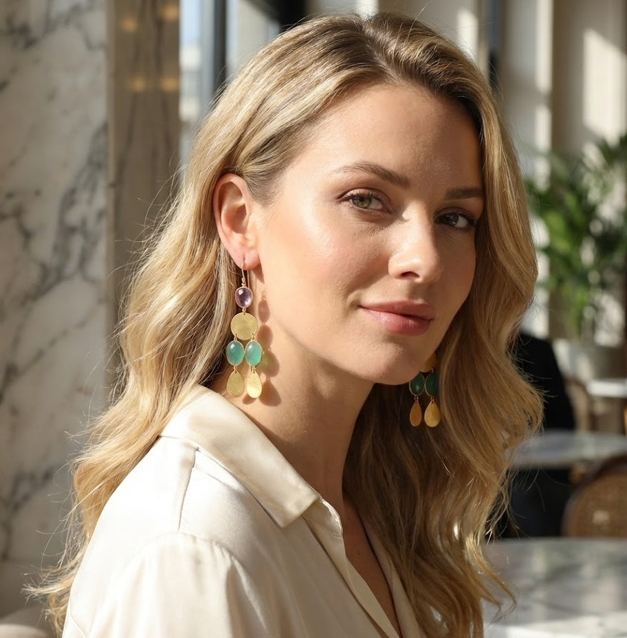 Devi Twin Earrings: Gold-Plated 9 cm Earrings with Onyx Stones