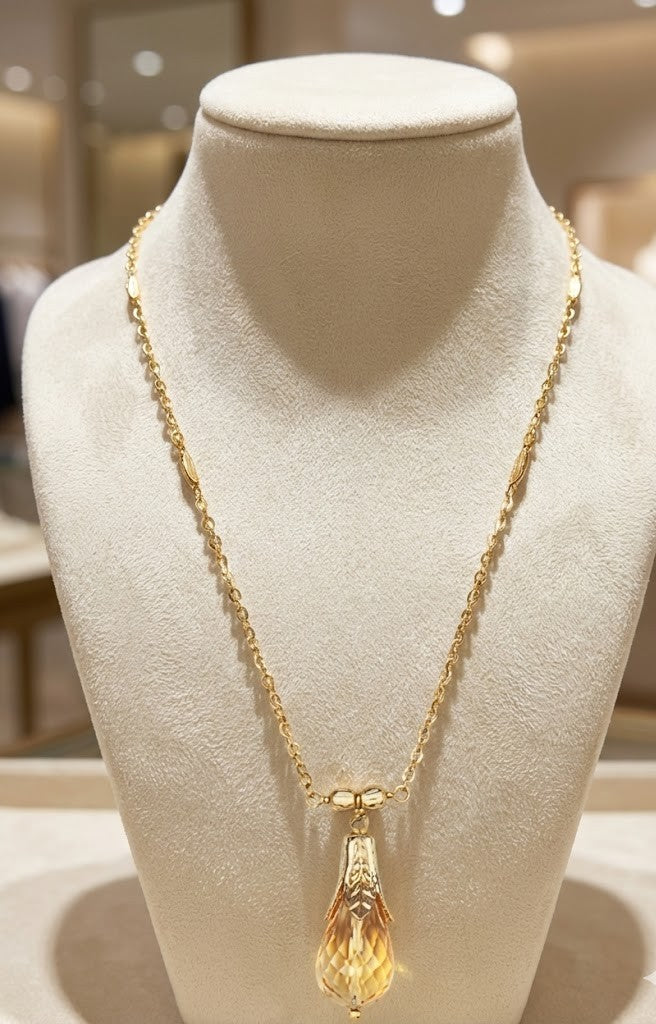 Fine One Necklace: Citrine and Freshwater Pearls
