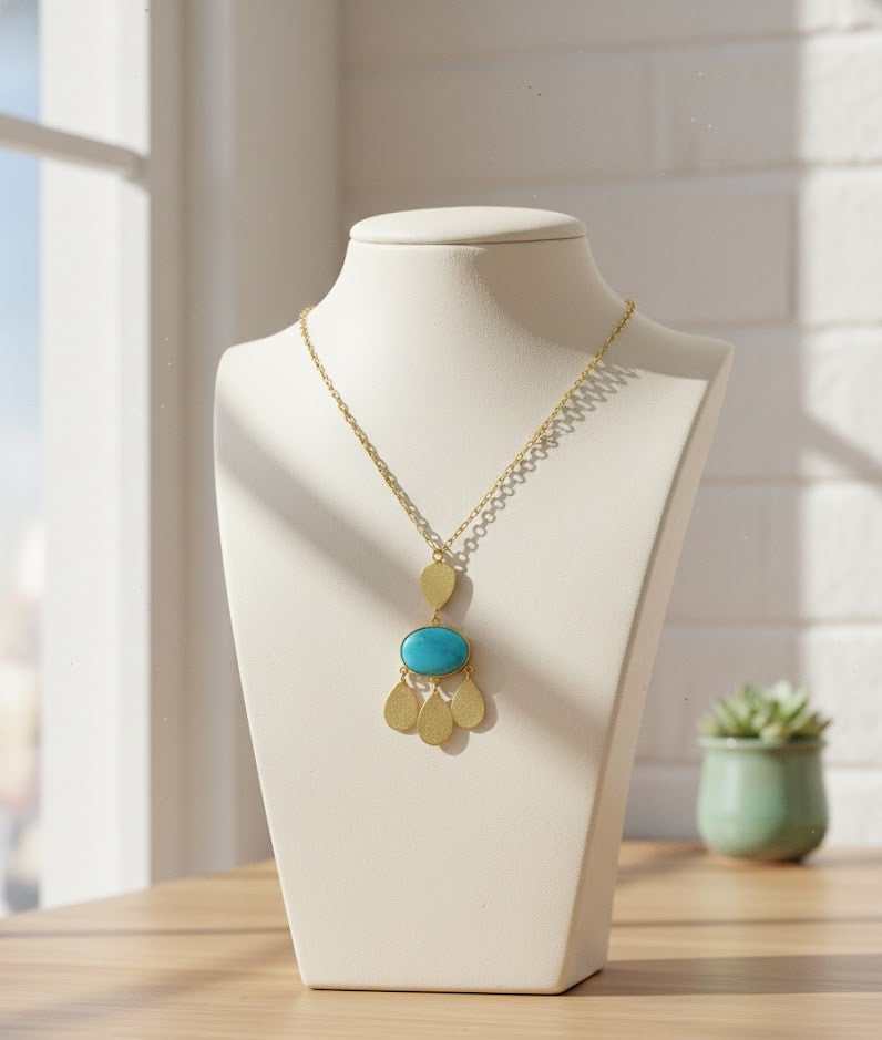 Fine One Necklace: Natural Stones and Sustainable Material