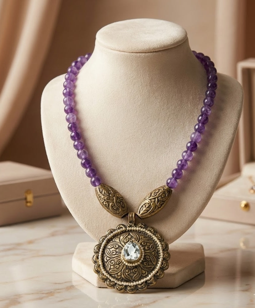 Victoria Necklace - Elegant Brass with 22K Gold Finish, 71mm x 63mm