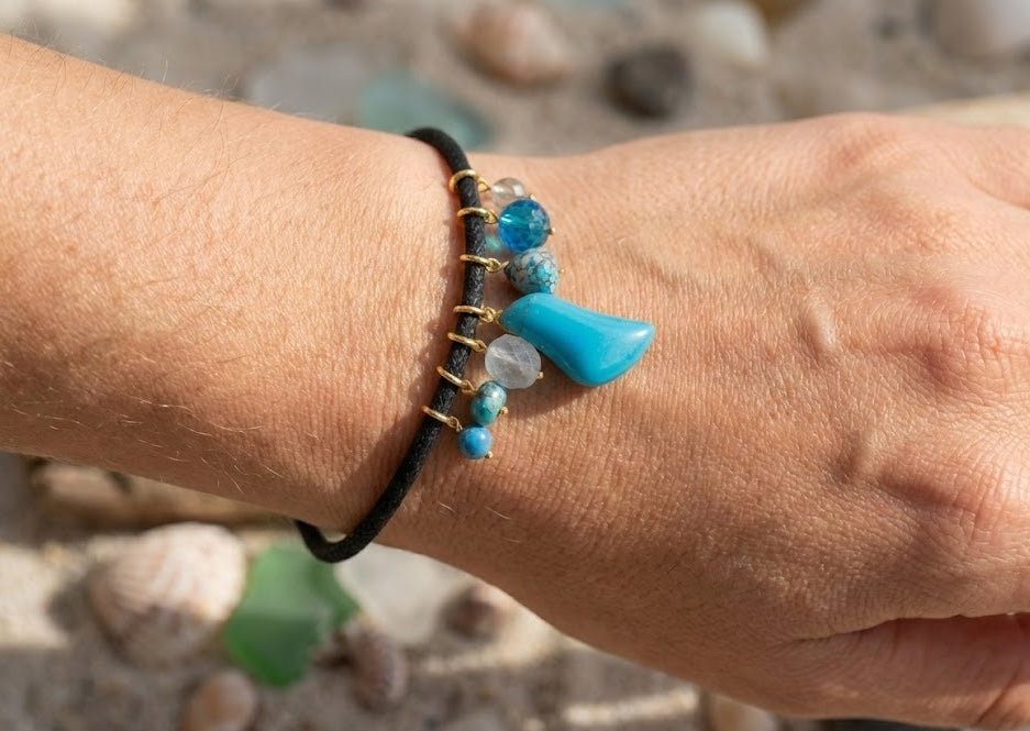 Rakhi Tranquil Sparkle Necklace in Turquoise and Glass 34mm