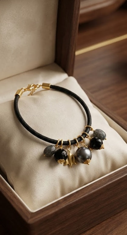 Rakhi Eternal Grace Necklace in Pearl and Black Onyx
