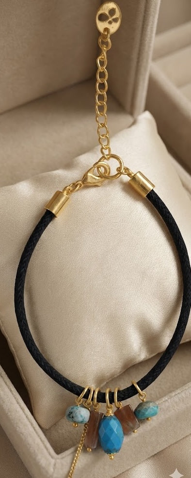 Love bracelet Ocean Night in Turquoise, Pearl, and Onyx 35mm