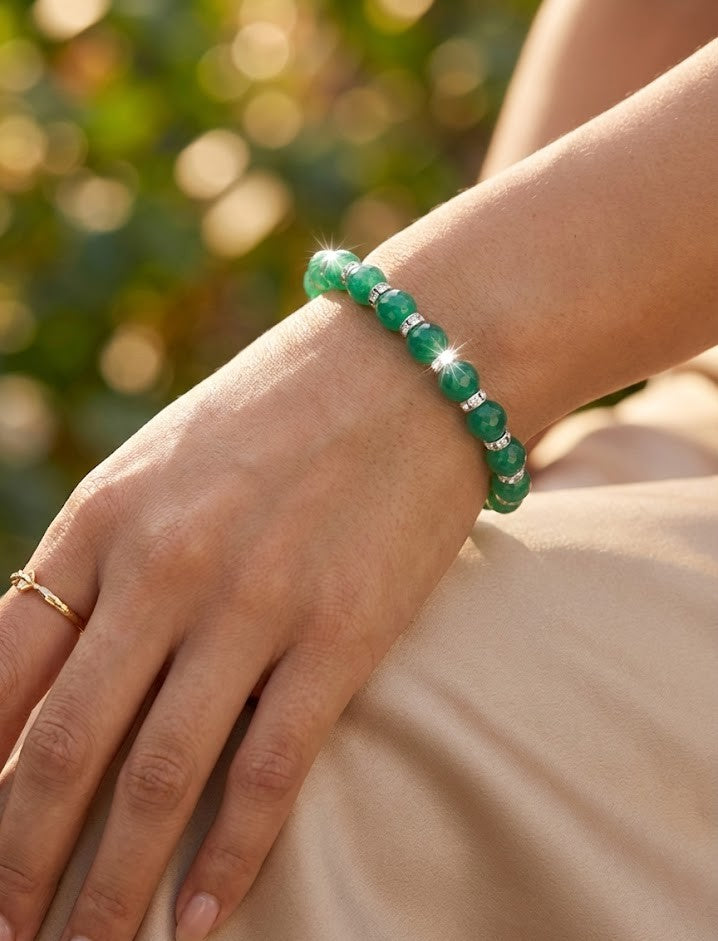 Lightweight 18K Gold Everyday Bracelet with Natural Stones