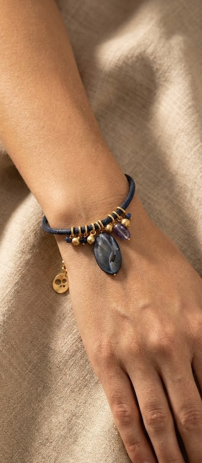 Love bracelet Enchantment in Labradorite, Shell, and Blue Sapphire
