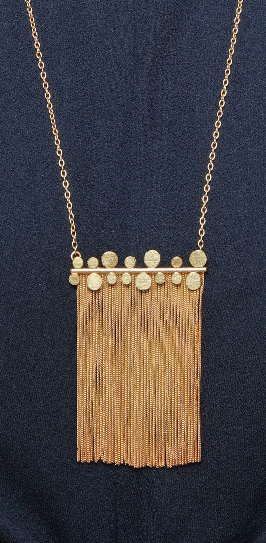 Maiden curtain pendant