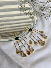 Load image into Gallery viewer, Luckydip Balance earrings
