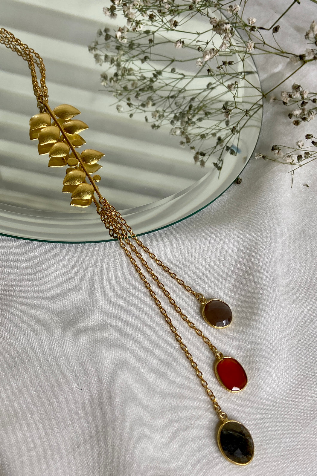 Nature lariat necklace
