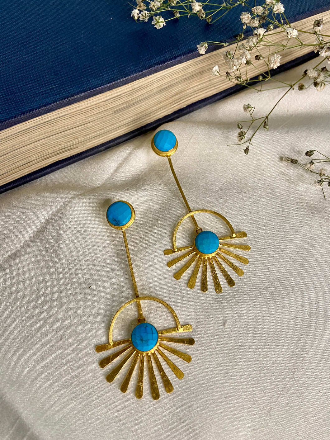 Fringe flower earrings