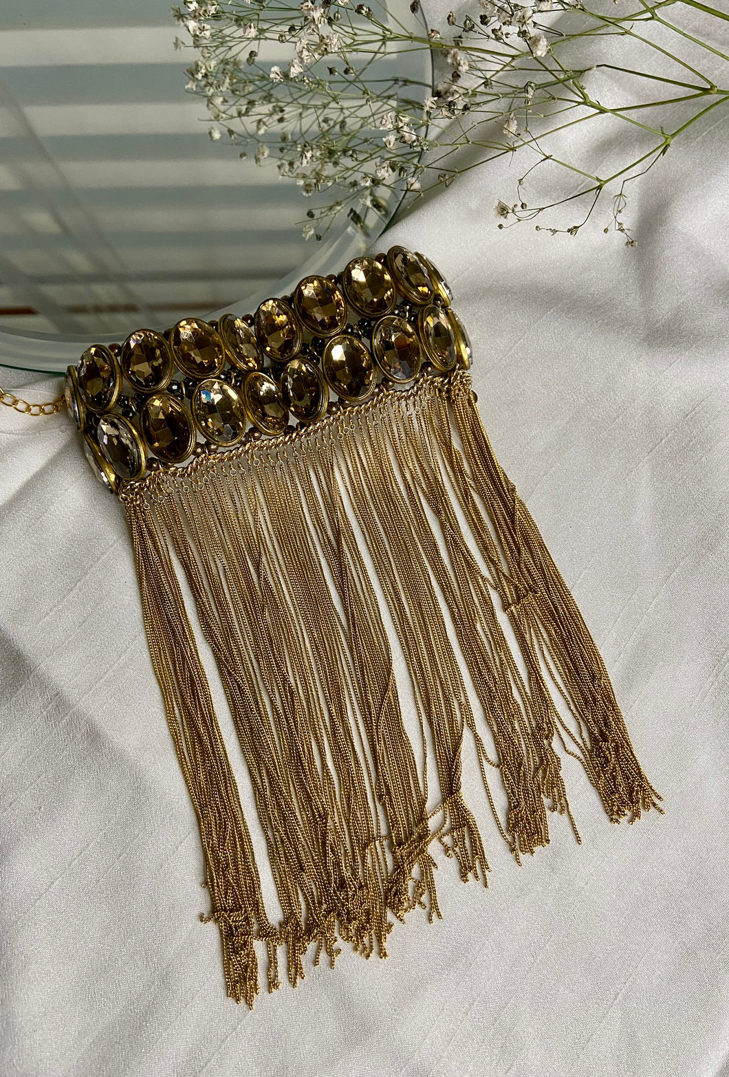 Myra Curtain Choker