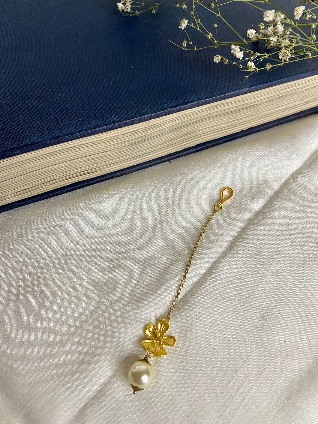 Flower teeka