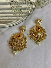 Load image into Gallery viewer, Begum Chokar set
