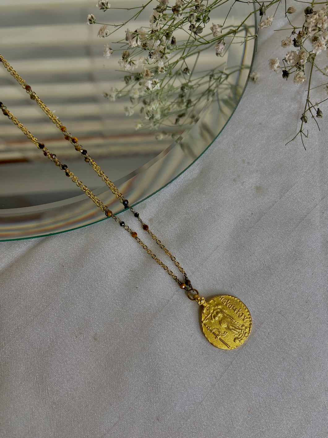 Medallion pendant